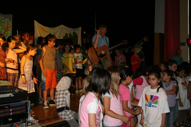 gal/2010/2010 Saitentwist Abschied Duererschule 9.7/2010 Saitentwist Duererschule Abschied 4.Kl. 9.Juli Im Coffee Cor 051.jpg